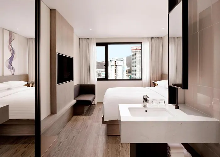 Hotel Fairfield By Marriott 3*