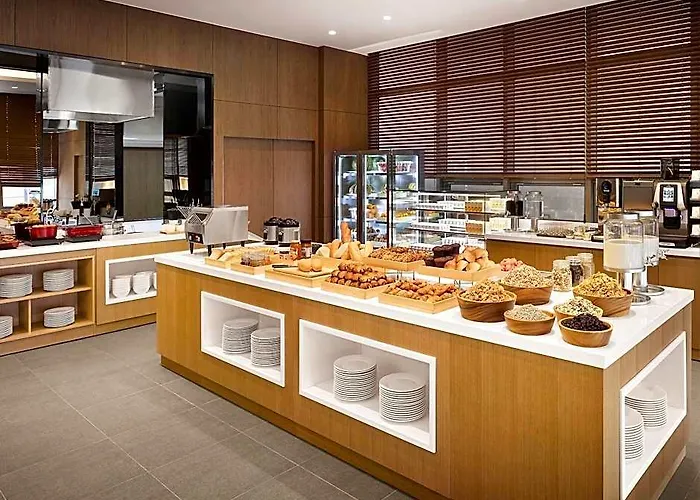 Fairfield By Marriott Hotel 3*