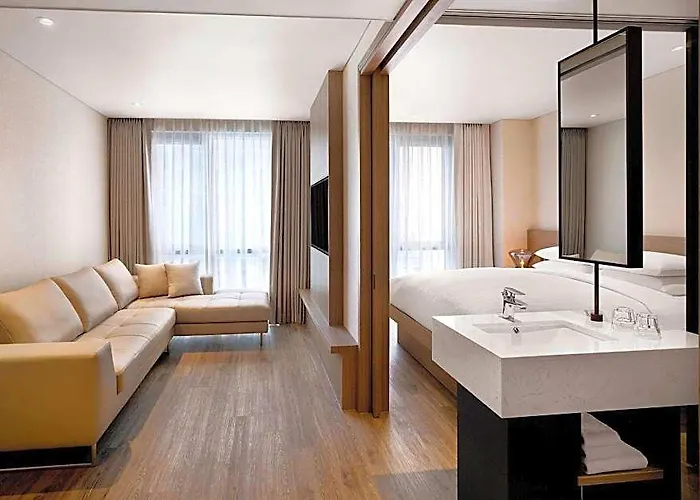 Fairfield By Marriott Hotel 3*