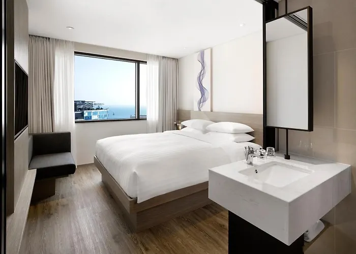 Fairfield By Marriott 3*